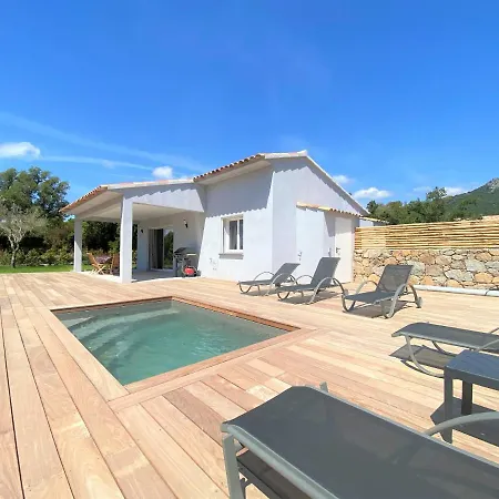 Deux Avec Piscine Chauffee Proche Des Plages *